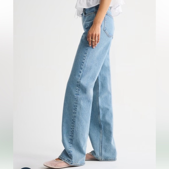 90’s Straight Ultra High Rise Jeans - Picture 4 of 9